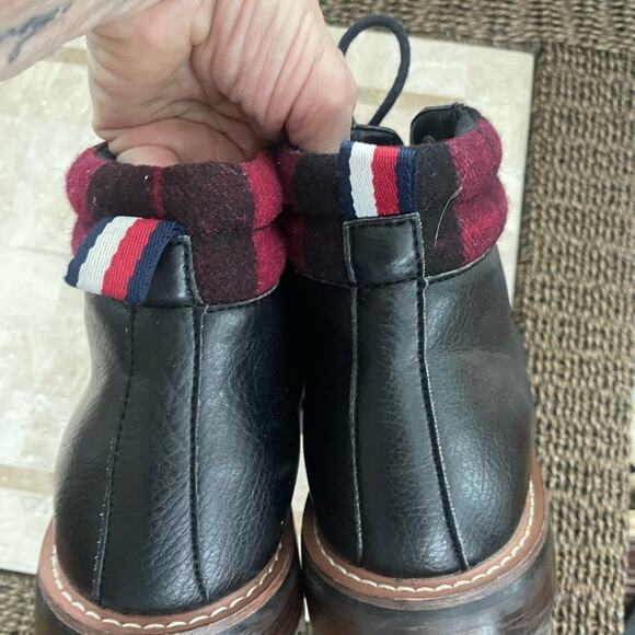 Tommy Hilfiger men’s lace up boot main image 6